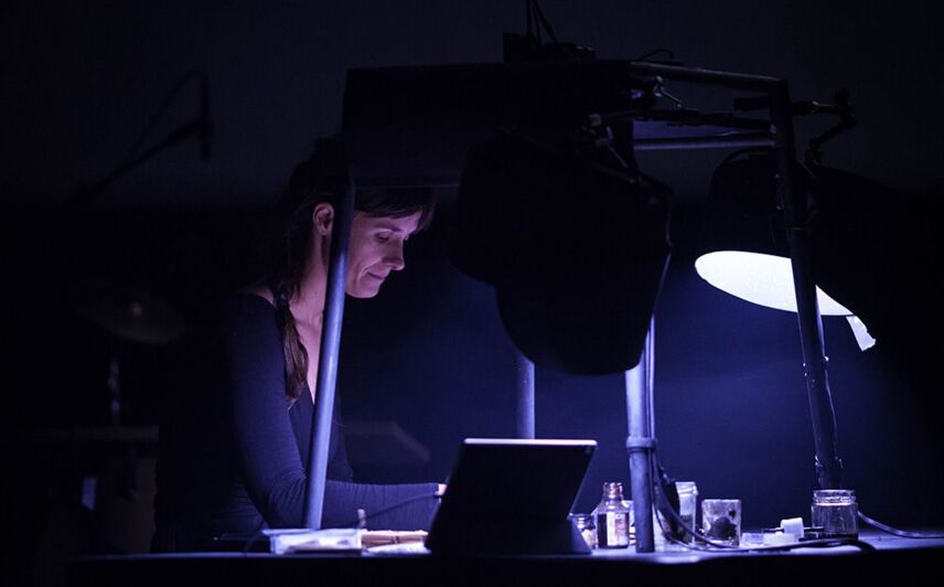 versant-vivant slide 3.jpg