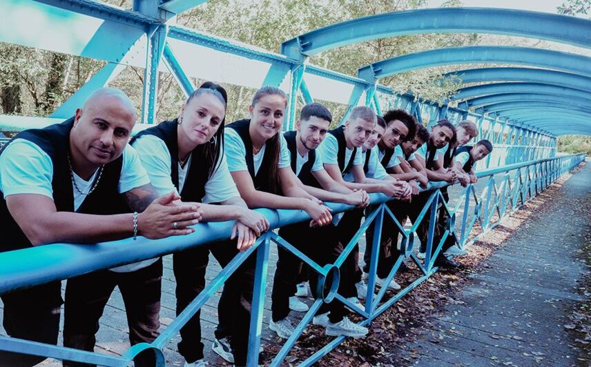 page blanche slide 3.jpg