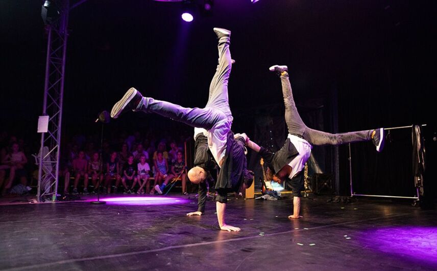 Tridiculous slide 1.jpg